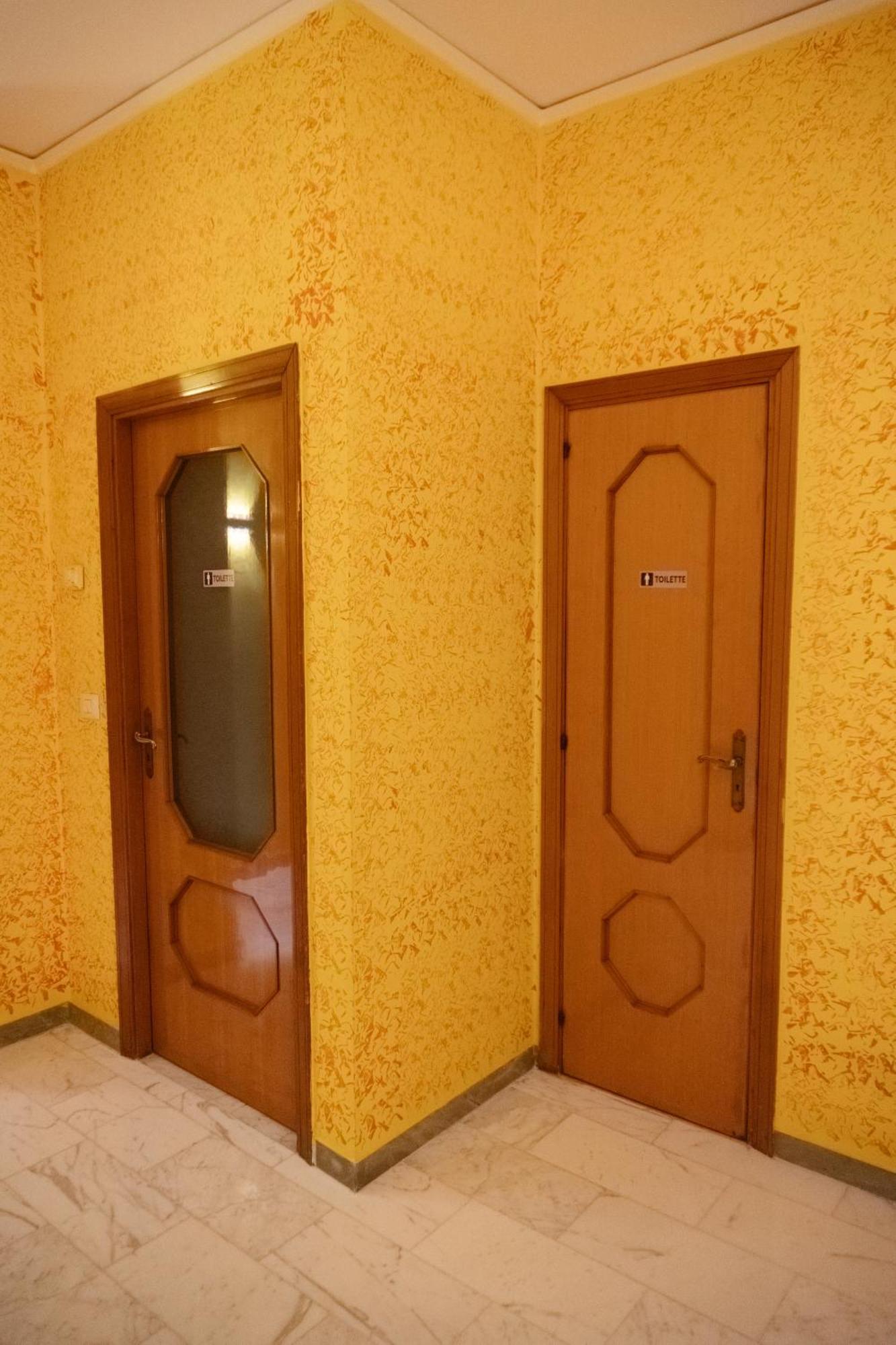 Domus Aurea Relax Room Салерно Экстерьер фото